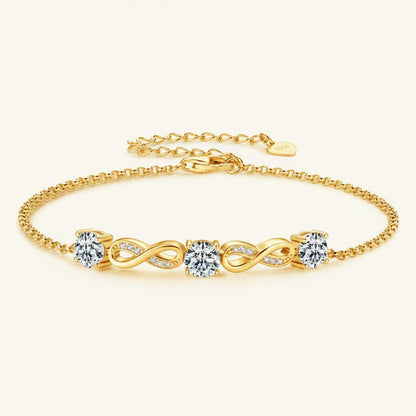 Moissanite Paperclip Bracelet – 5mm D Color VVS1, 925 Sterling Silver – The Mayfair Paperclip | Macklo London