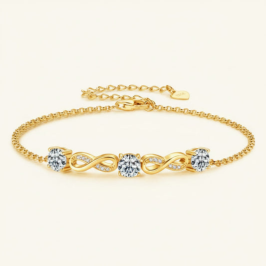 Moissanite Paperclip Bracelet – 5mm D Color VVS1, 925 Sterling Silver – The Mayfair Paperclip | Macklo London