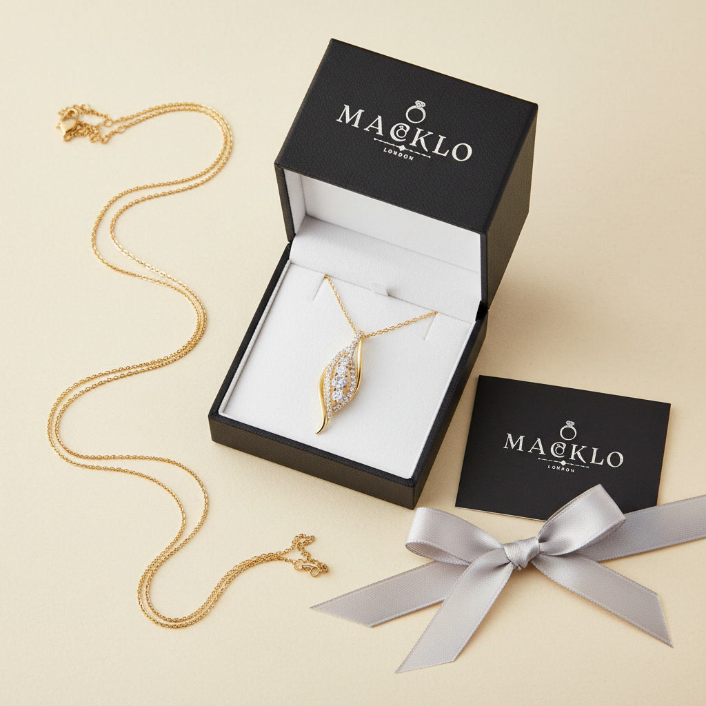 Moissanite Curve Pendant Necklace – 0.56ct D Color VVS1, 925 Sterling Silver – The Belgravia Curve | Macklo London