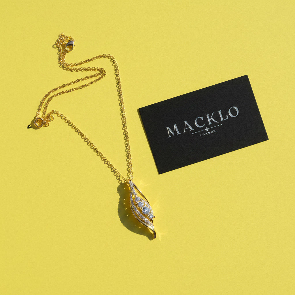 Moissanite Curve Pendant Necklace – 0.56ct D Color VVS1, 925 Sterling Silver – The Belgravia Curve | Macklo London