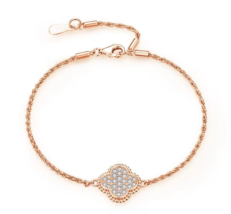 The Lucky Clover Bracelet – Moissanite Pavé, 925 Sterling Silver, 18K Gold Plated | Macklo London