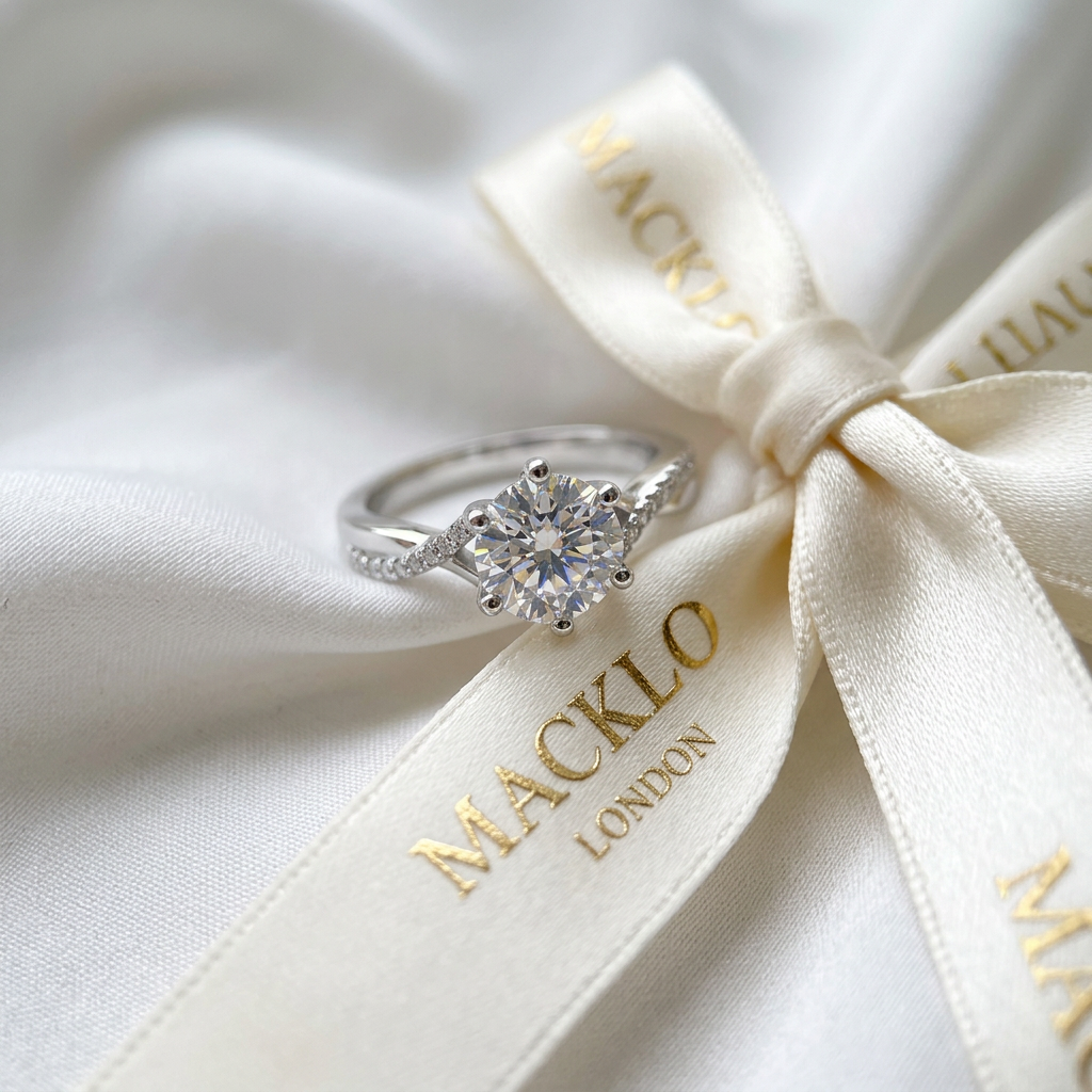 The Mayfair Twist Ring – 1ct Moissanite, 925 Sterling Silver, 18K White Gold Plated | Macklo London