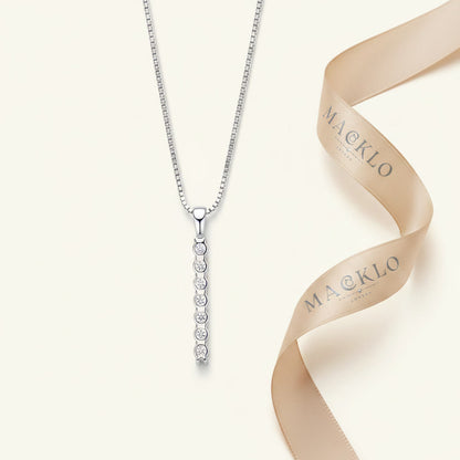 Moissanite Bar Necklace 2ct – 925 Sterling Silver – The Mayfair Bar  Macklo London
