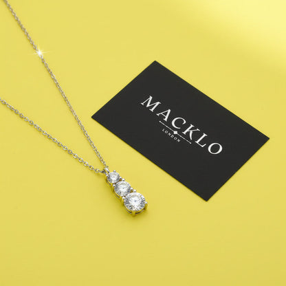 Moissanite 3 Stone Pendant Necklace 1.8ct – 925 Sterling Silver – The Kensington Trio | Macklo London