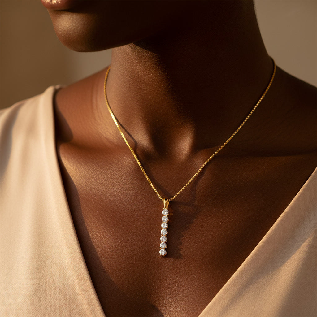 Moissanite Bar Necklace 2ct – 925 Sterling Silver – The Mayfair Bar  Macklo London