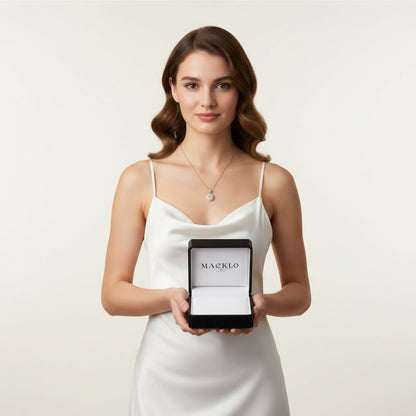 Moissanite Halo Pendant Necklace 1ct – 925 Sterling Silver – The Kensington Halo | Macklo London