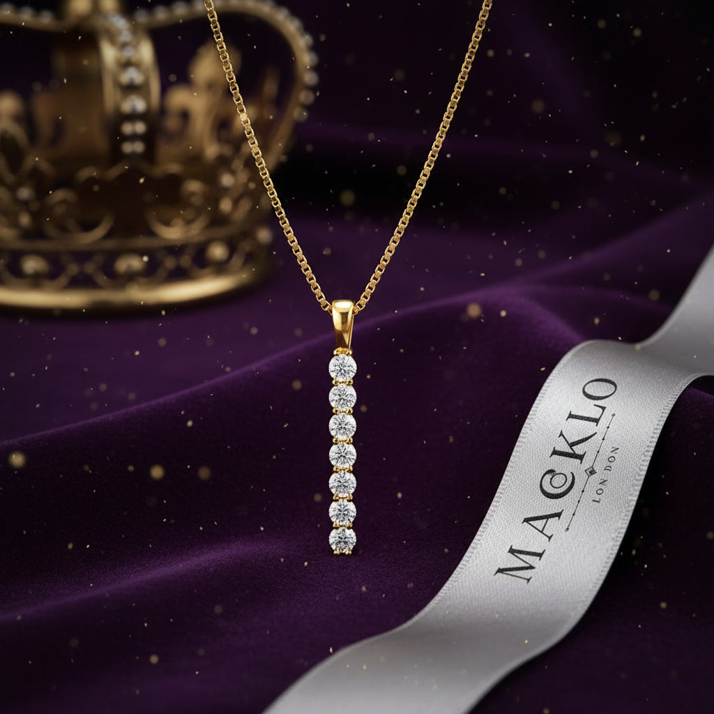Moissanite Bar Necklace 2ct – 925 Sterling Silver – The Mayfair Bar  Macklo London