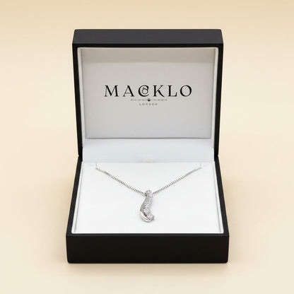 Moissanite Curve Pendant Necklace – D Color VVS1, 925 Sterling Silver – The Mayfair Curve | Macklo London